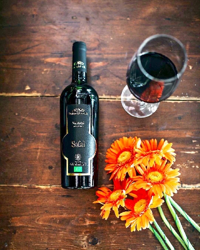 Fotografia caricata da OIP