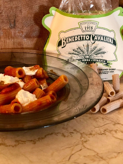 Fotografia caricata da OIP