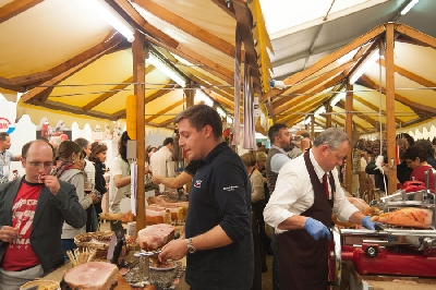 Fotografia caricata da OIP