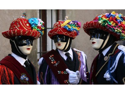 Fotografia caricata da OIP